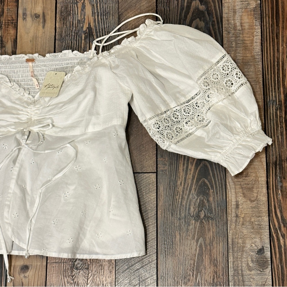 Free People Women’s Ruched Off The Shoulder Cropped Top NWT - Picture 3 of 6